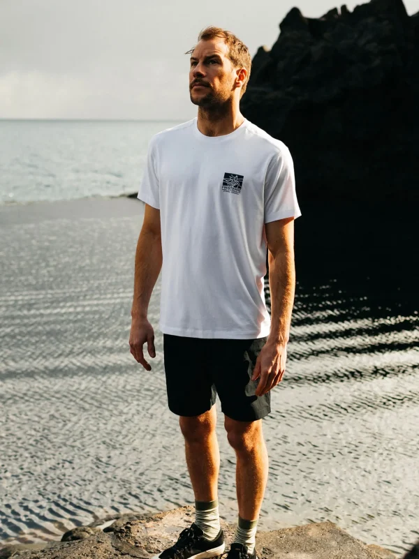 Dracaena T-Shirt*Finisterre Fashion