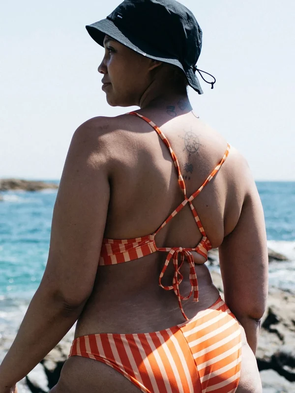 Zenith Bikini Top*Finisterre Online